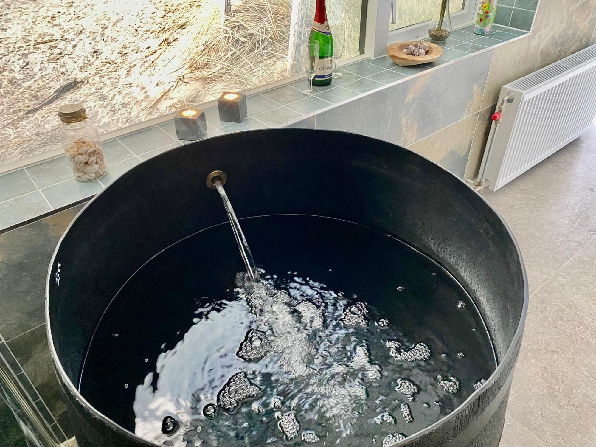 Sommerhaus Glucklich Am Meer 2 Mit Wellnesszugang Egmond aan Zee Zewnętrze zdjęcie